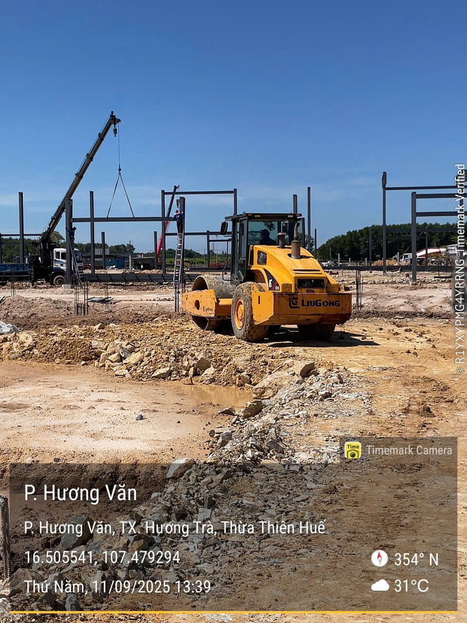 TRUNG TÂM THIẾT KẾ, SẢN XUẤT VÀ GIA CÔNG MAY MẶC