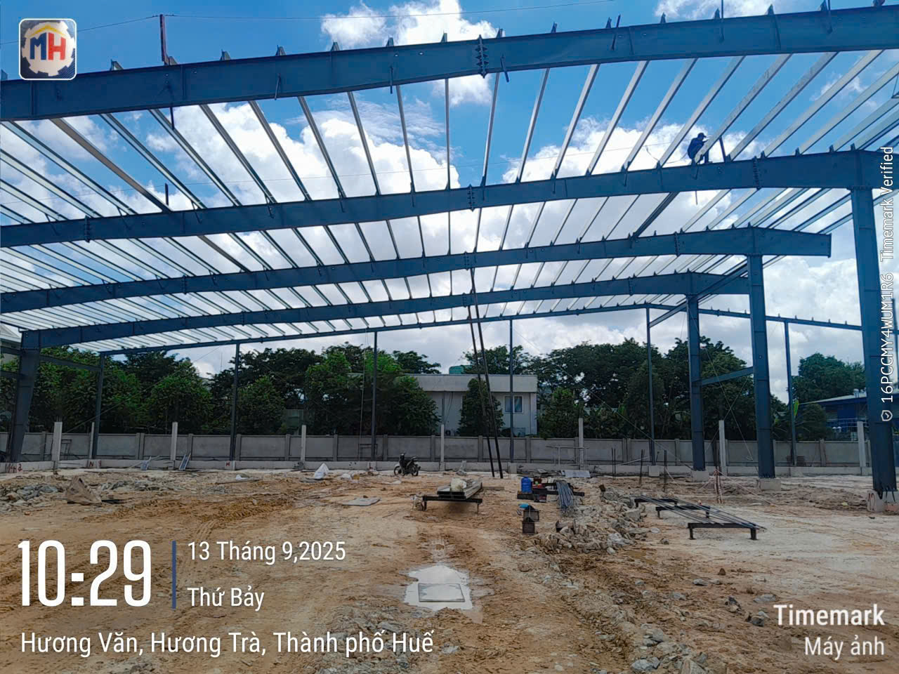 TRUNG TÂM THIẾT KẾ, SẢN XUẤT VÀ GIA CÔNG MAY MẶC